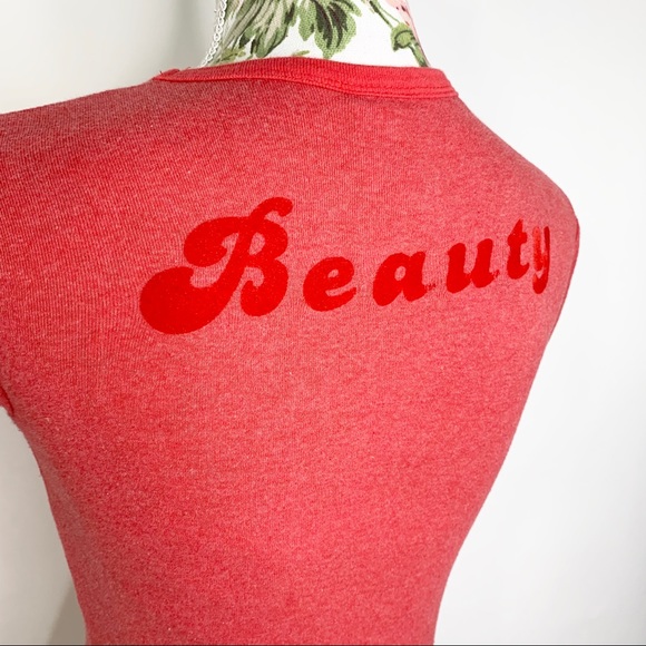 Betty Boop Beauty Shirt Red sz Small Women’s - Picture 5 of 8